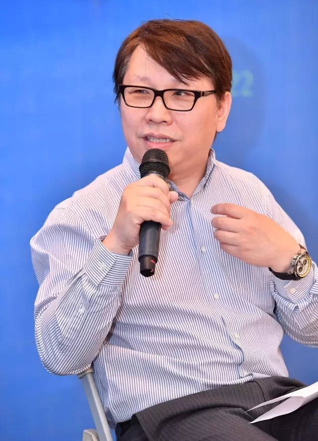 中國建筑學(xué)會(huì)建筑師分會(huì)理事、天華集團(tuán)董事、總建筑師黃向明